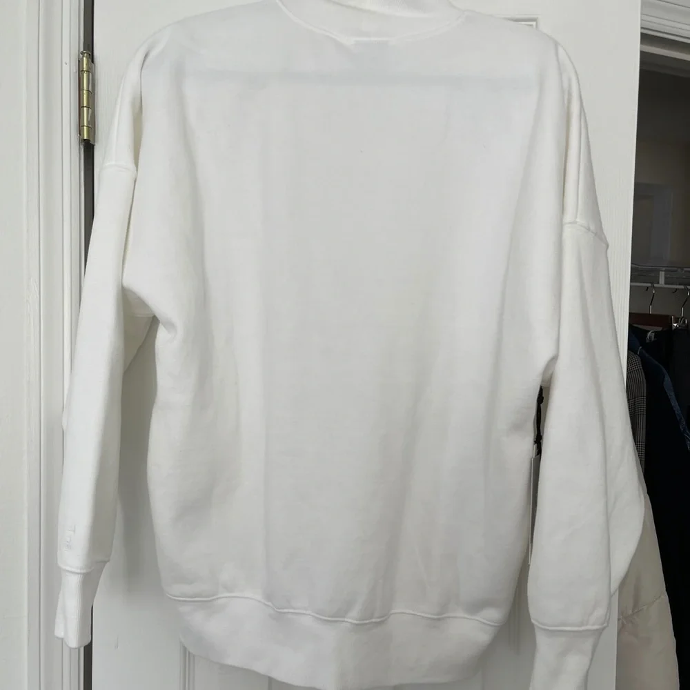 Aritzia Cozy Fleece Boyfriend Mock Sweatshirt NWT - Picture 7 of 9